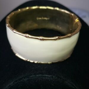 Lilly Pulitzer Gold and Cream Bracelet